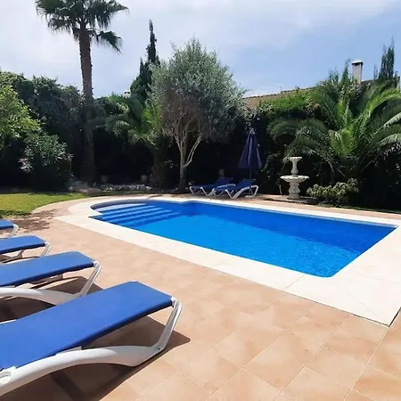 Mimosas Villa
